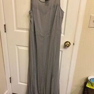 Gray Pleated Scoop Neck Sleeveless Maxi Gown